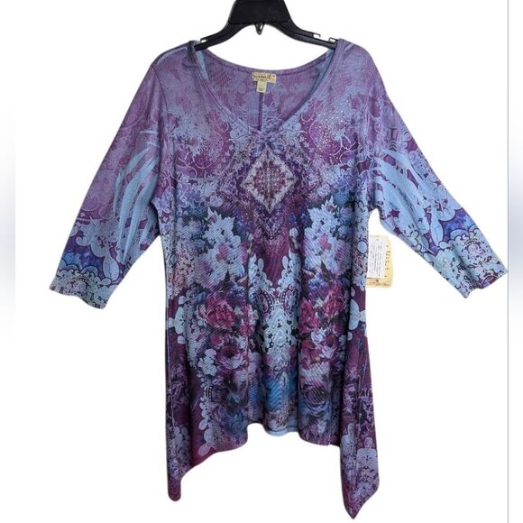 Oneworld Purple & Blue Floral Rhinestone Sublimation Floral Sweater Tunic Top 1X - Picture 2 of 7